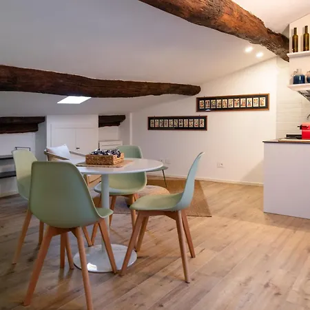 דירה - Tiddi, Solare E Spaziosa Suite-loft Con Terrazzino ורנאצה